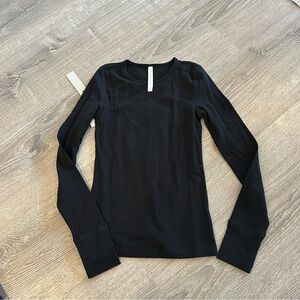 The Group Babaton black long sleeve top Size XS Aritzia Babaton forecast cotton
